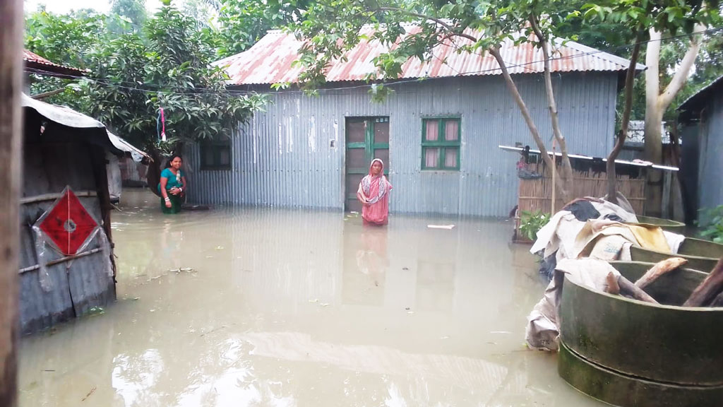 কুড়িগ্রামের বন্যা দীর্ঘায়িত হওয়ার শঙ্কা, ৩ নদীর পানি বৃদ্ধি অব্যাহত