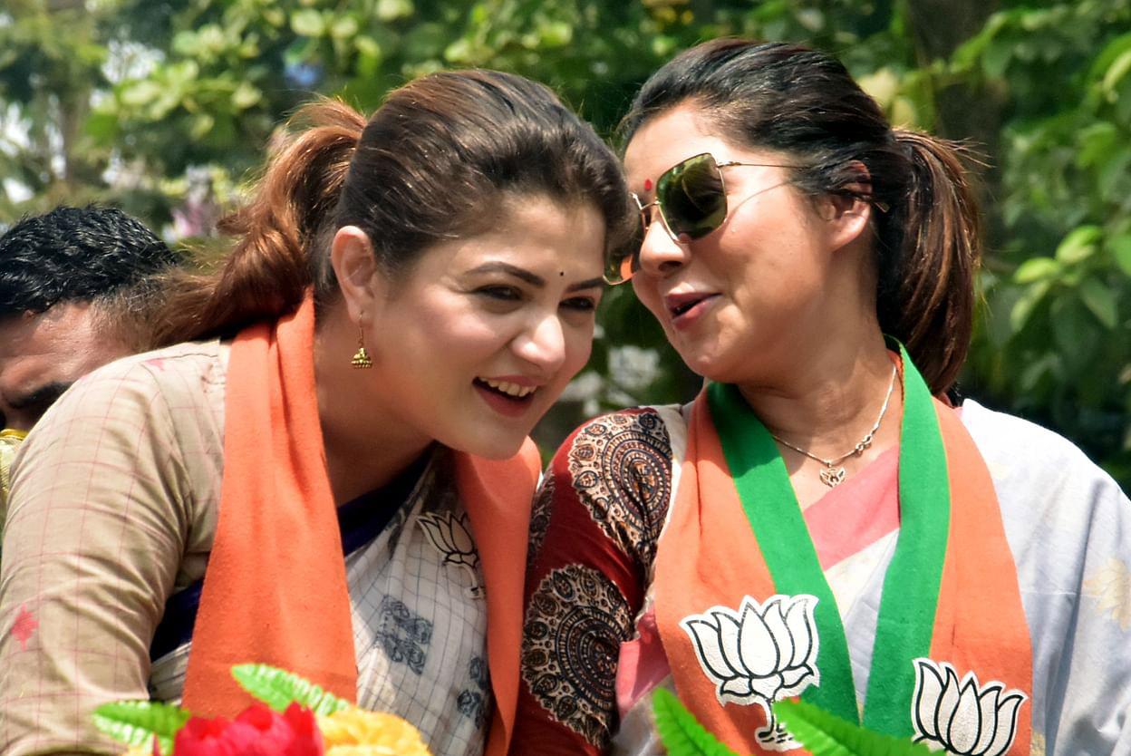 কত রঙের নির্বাচন!