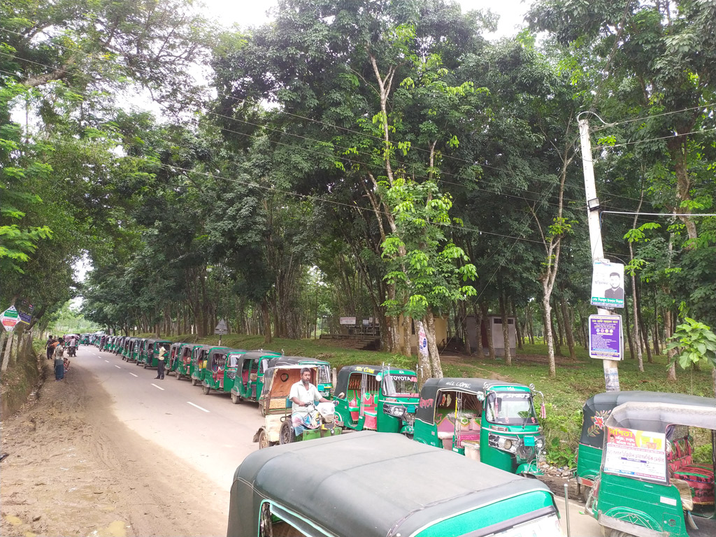 সপ্তাহের ব্যবধানে ভাড়া দ্বিগুণ অটোরিকশার