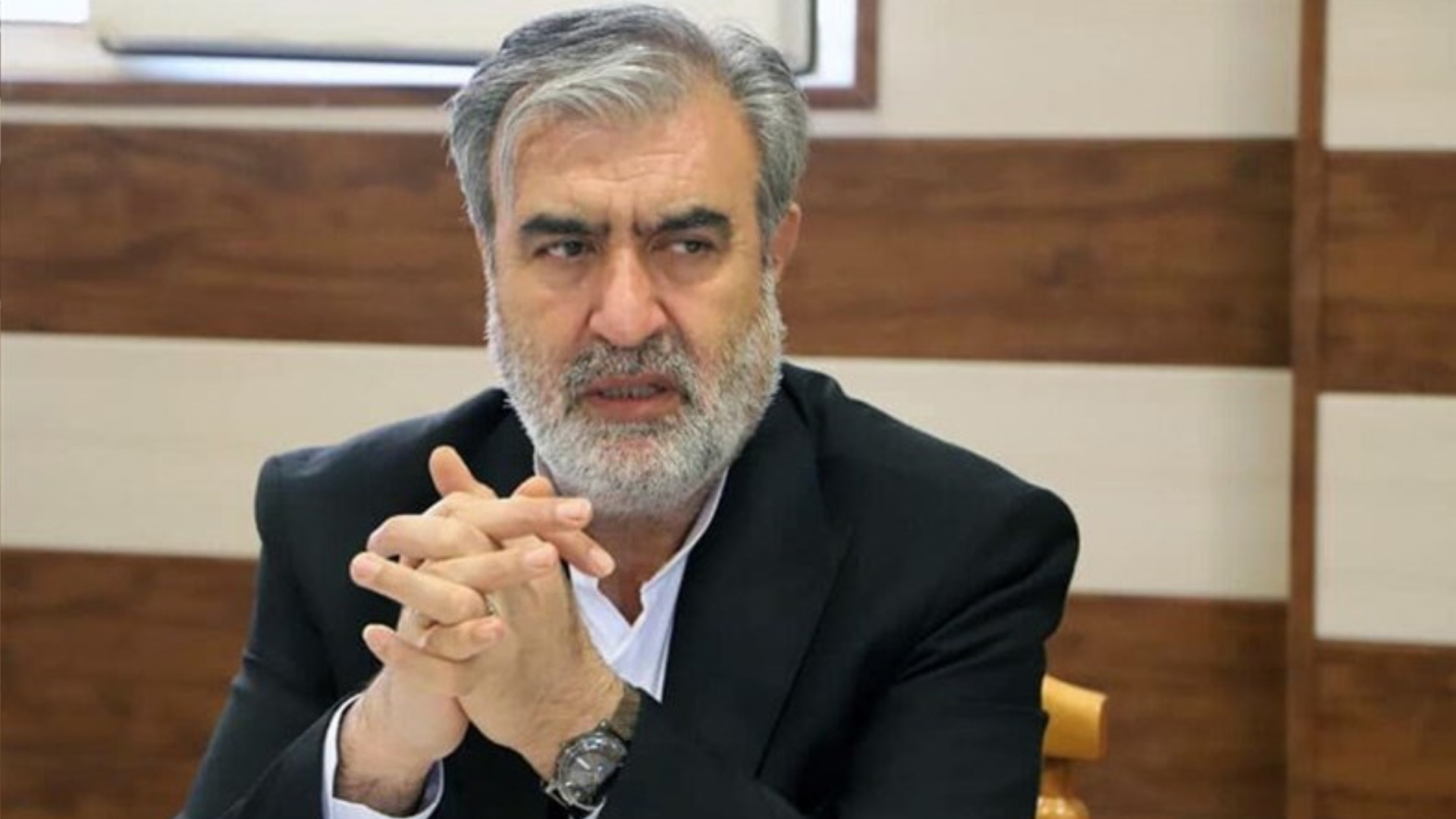 হরমুজের নিয়ন্ত্রণ থাকবে ইরানের হাতে, টোল দিতে হবে রিয়ালে