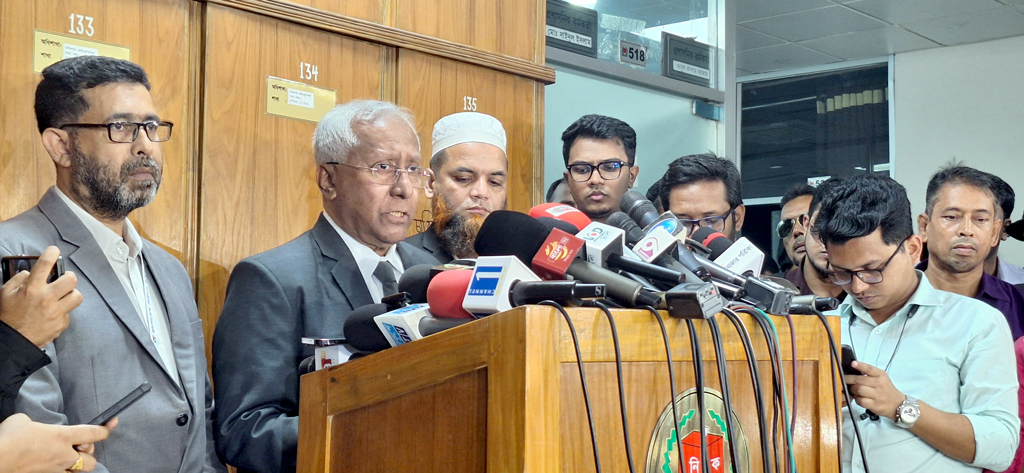 ভোটের প্রচারে ড্রোন নিষিদ্ধ, সেনাবাহিনীর ভূমিকা নির্ধারণ আরপিও সংশোধনের পর
