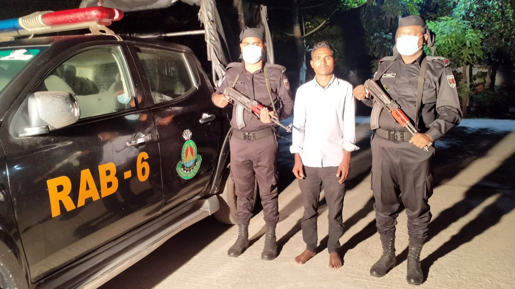 জাল টাকা তৈরি ও লেনদেনেরর অভিযোগে আটক ১