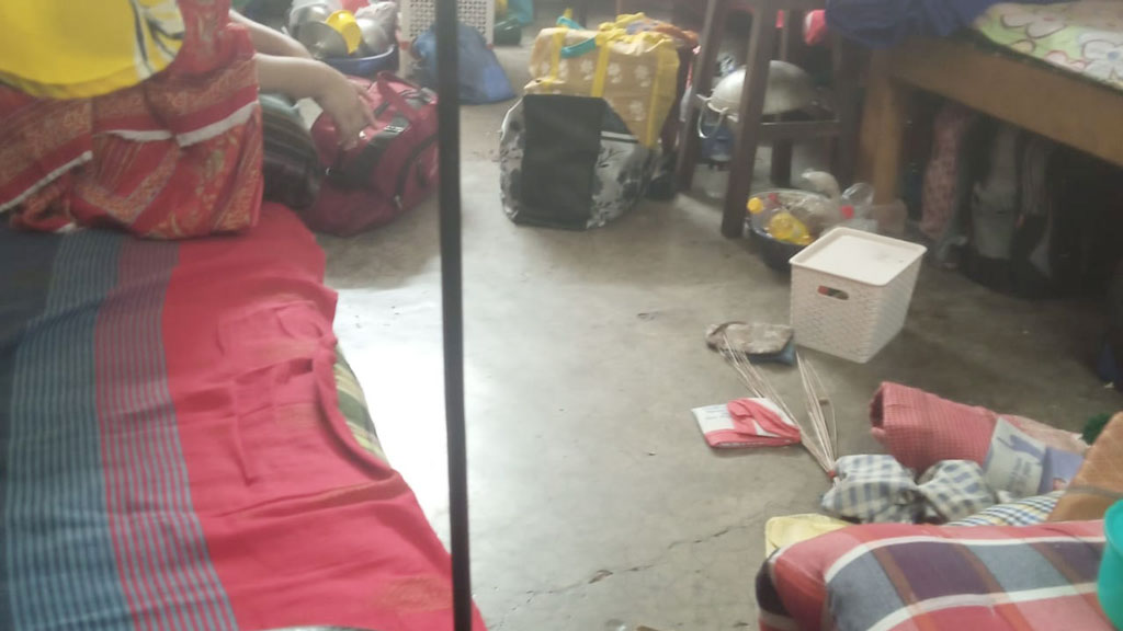 বদরুন্নেসা কলেজ ছাত্রলীগ নেত্রী সাইমুনের বিরুদ্ধে জোর করে রুম দখলের অভিযোগ 