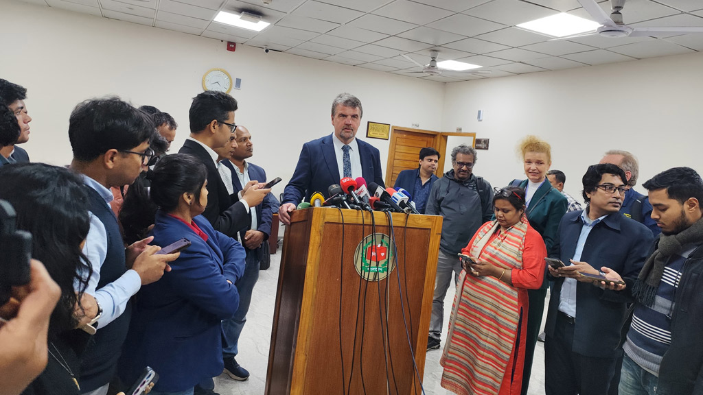 সিইসির সঙ্গে ইইউ পর্যবেক্ষণ মিশনপ্রধানের বৈঠক