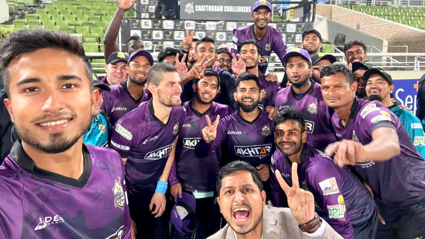 টানা দুই জয়ে শীর্ষে চট্টগ্রাম