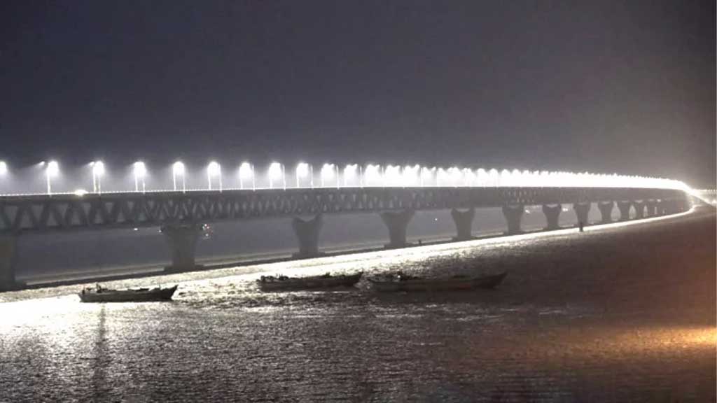 চীন-রাশিয়ার ঋণের চাপে বাংলাদেশ, রিজার্ভ নিয়ে বাড়তি দুশ্চিন্তা 