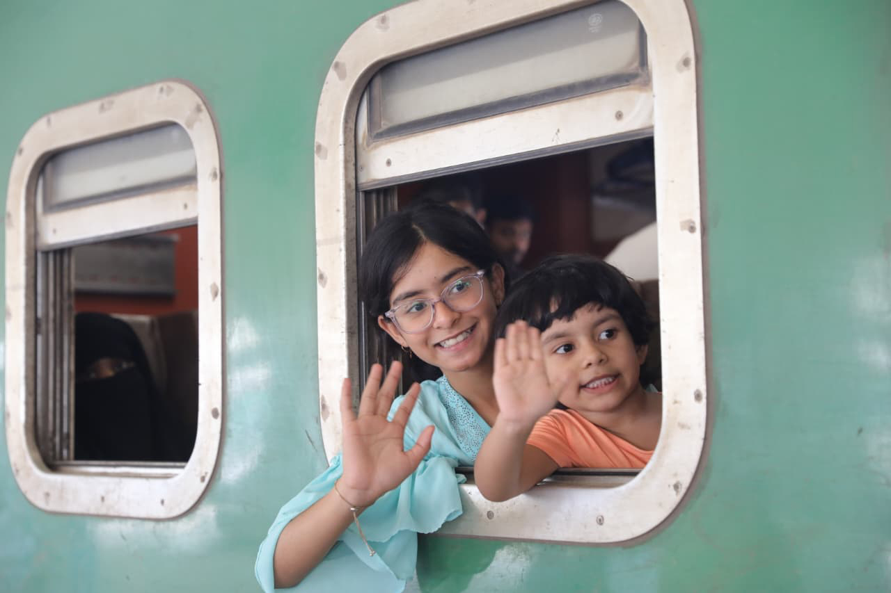 ট্রেনে ঈদযাত্রা