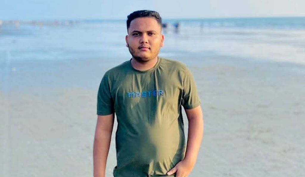 টেকনাফে আইনশৃঙ্খলা বাহিনী পরিচয়ে ব্যবসায়ীকে তুলে নেওয়ার অভিযোগ