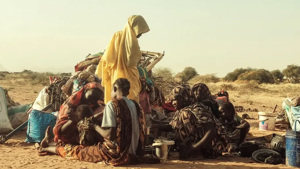 সেনাবাহিনী–আরএসএফের ক্ষমতার দ্বন্দ্ব: সুদান ভেঙেই কি সমাপ্ত হবে প্রাণঘাতী গৃহযুদ্ধ
