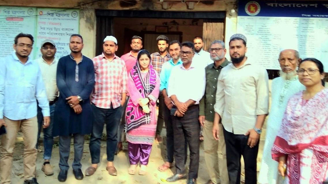 ললী ছড়ার অবৈধ স্থাপনা অপসারণের দাবিতে সোচ্চার এলাকাবাসী