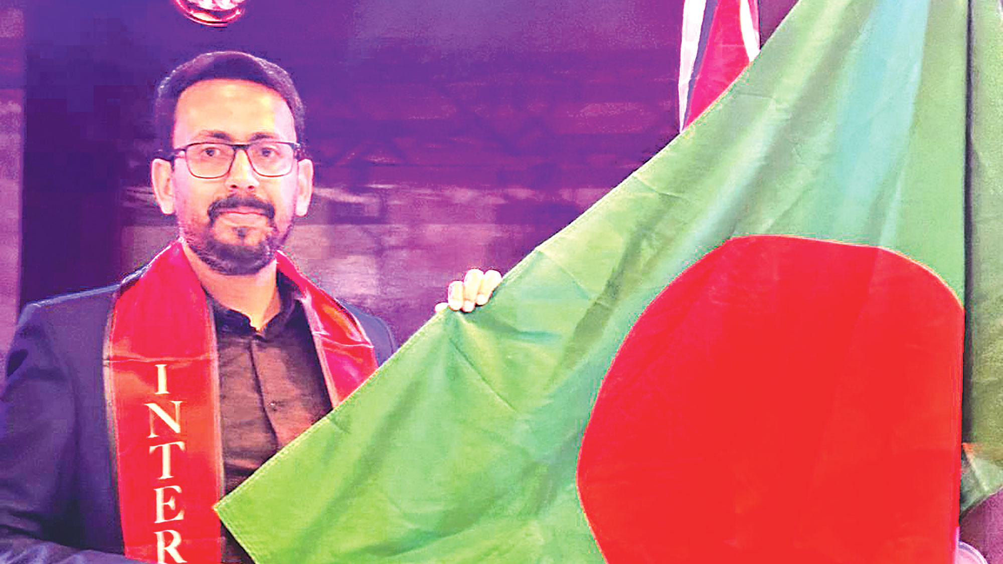 নেতৃত্ব দক্ষতাই পৌঁছে দেয় বিশ্বমঞ্চে