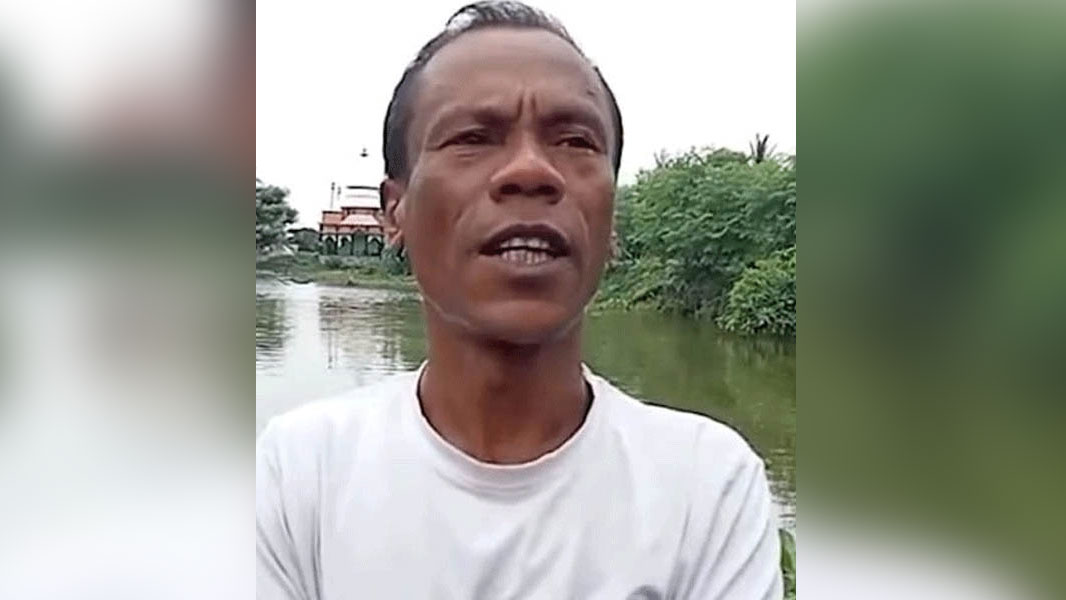 খুলনায় সন্ত্রাসীদের গুলিতে সাংবাদিক নিহত, প্রাণিচিকিৎসক আশঙ্কাজনক