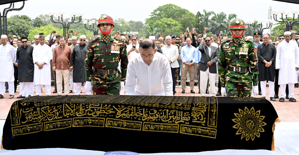 সাবেক স্বাস্থ্য প্রতিমন্ত্রী মিজানুর রহমান সিনহার জানাজা অনুষ্ঠিত