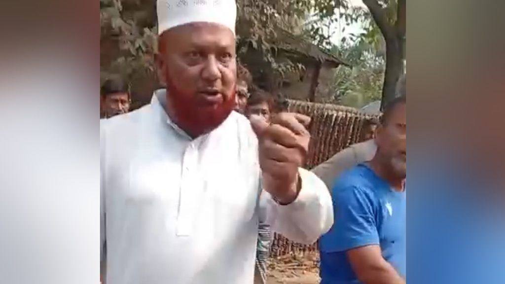 এমপির ভাইয়ের হুমকি ‘কুষ্টিয়া জেলা এখন গফুরের হাতের ভিতর’