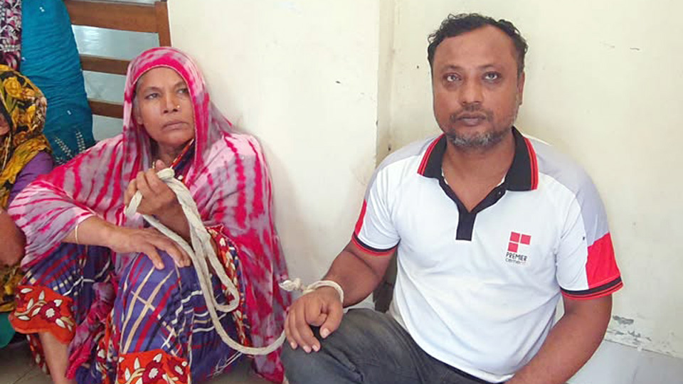 দুই এনজিওর বিরুদ্ধে গ্রাহকদের সাড়ে তিন কোটি টাকা হাতিয়ে নেওয়ার অভিযোগ