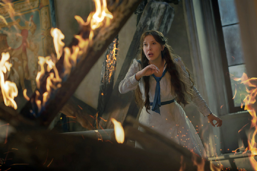 জুলাইয়ে আসছে ‘এনোলা হোমস থ্রি’