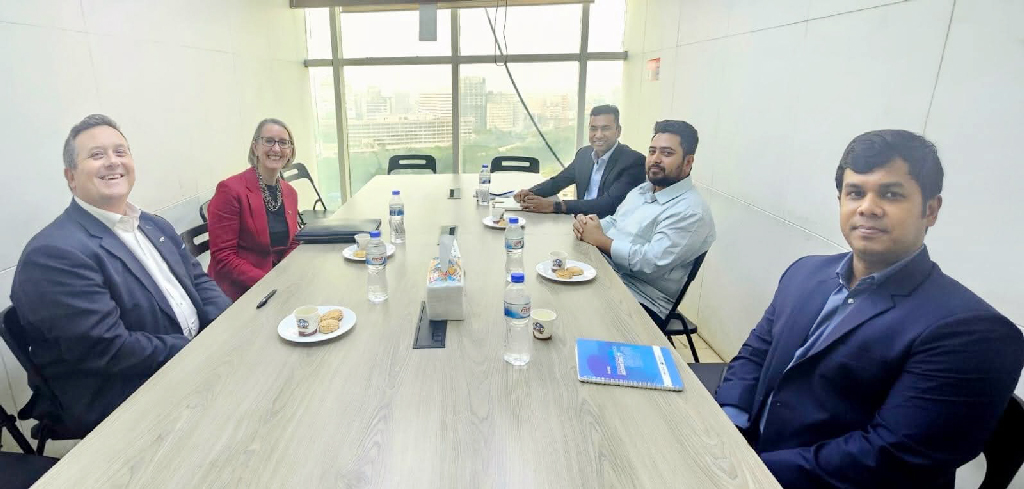 ব্রিটিশ হাইকমিশনার সারাহ কুকের সঙ্গে এনসিপির বৈঠক