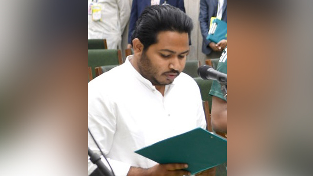 সংসদে তেল থাকলে কী হবে, পাম্পে পাই না: এনসিপির এমপি আল আমিন