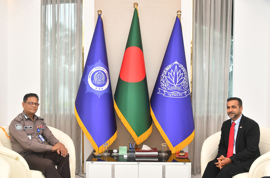 আইজিপির সঙ্গে এফবিআই প্রতিনিধিদলের সাক্ষাৎ