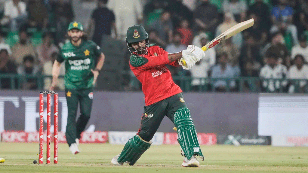 পাকিস্তানকে হারিয়ে কি ফাইনালের টিকিট কাটতে পারবে বাংলাদেশ