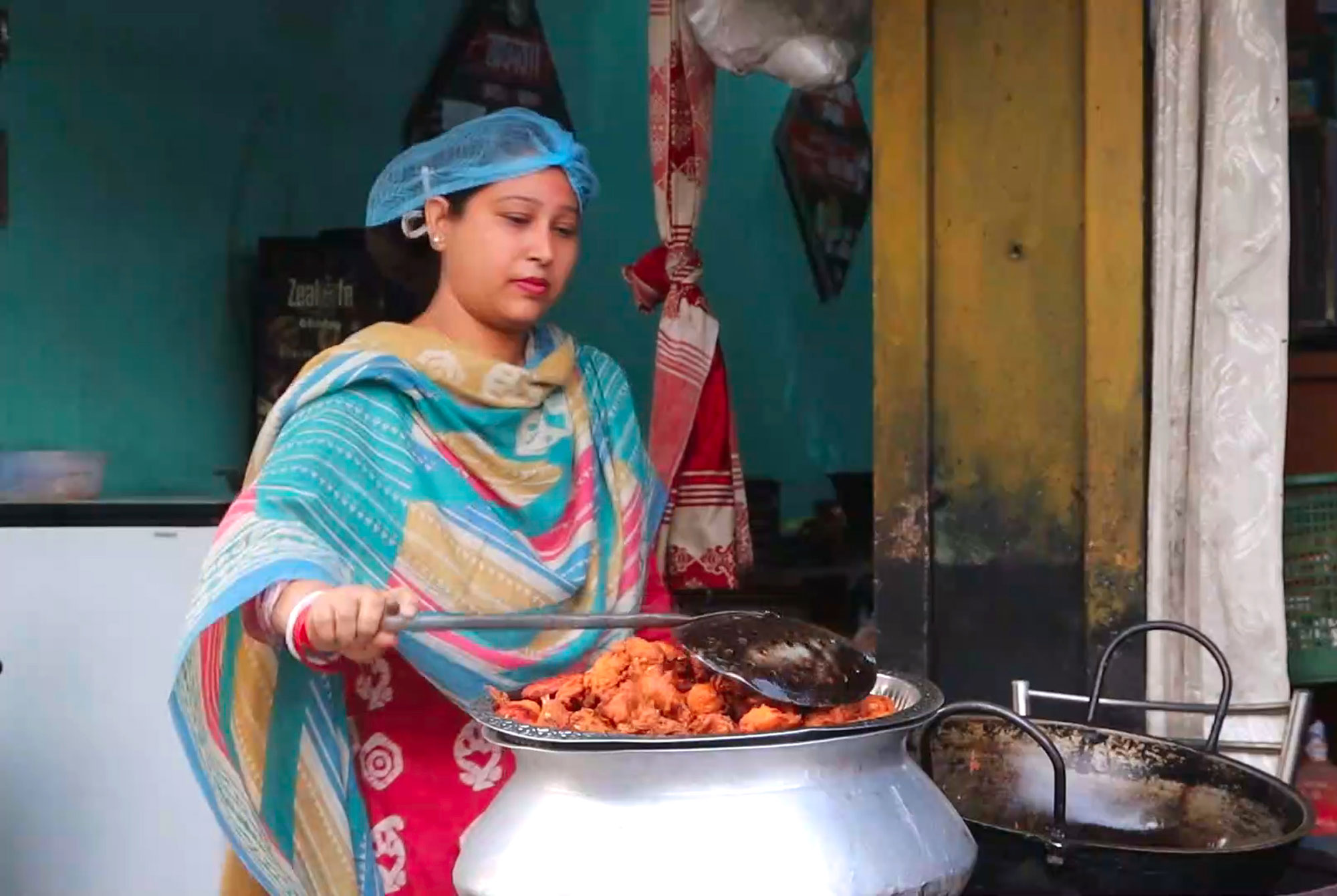 নারী দিবস: অনুপ্রেরণার নাম হয়ে উঠেছেন অনুজা
