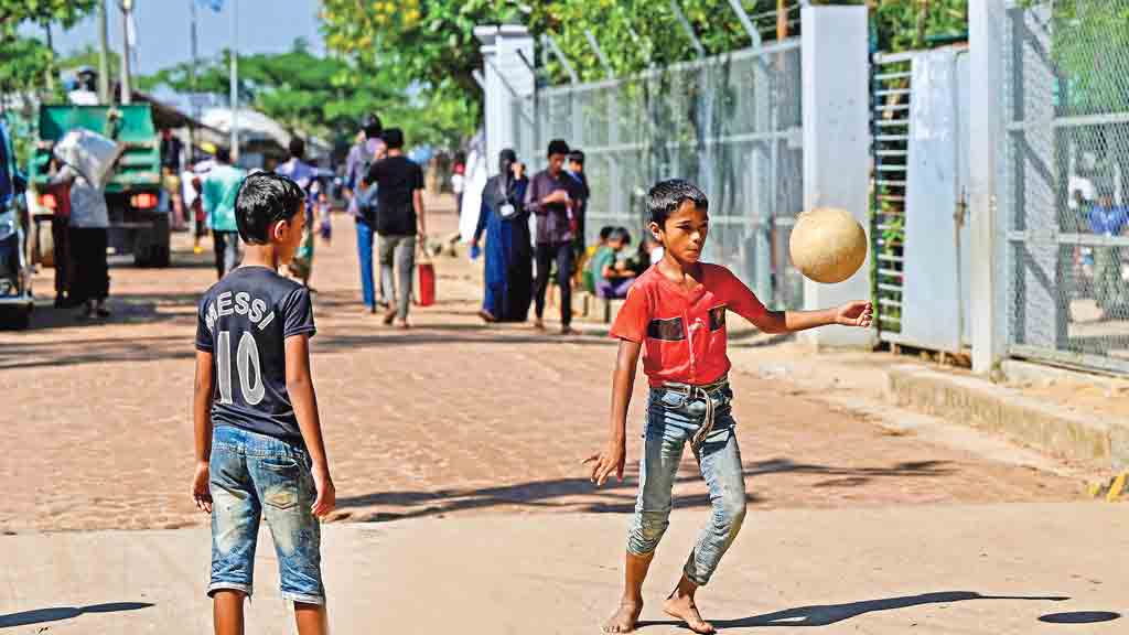 রোহিঙ্গা সংকট: রাখাইনে অস্থিরতায় নতুন করে অনুপ্রবেশের শঙ্কা