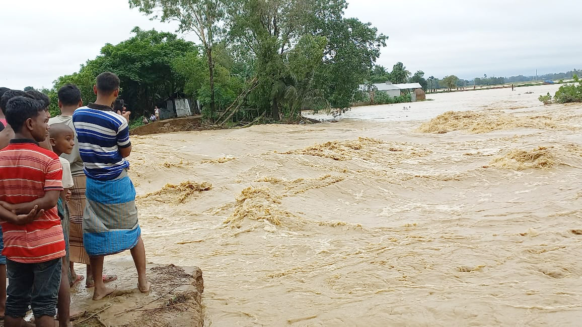 ‘খাওয়ুন লাগত না, বান্ধের ব্যবস্থা কইরা দেন’