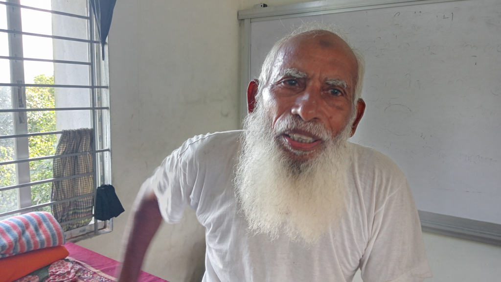 ৭৬ বছরের জীবনে এত পানি দেখি নাই: অবসরপ্রাপ্ত সেনাসদস্য