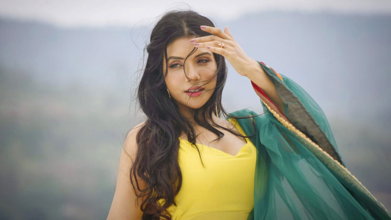 আসছে নওশাবার স্বল্পদৈর্ঘ্য চলচ্চিত্র ‘পাপবাজার’