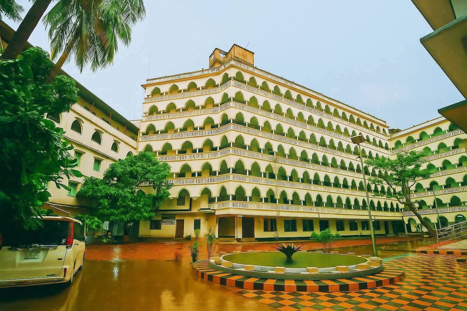 গত ৭০ বছরের প্রাক্তন শিক্ষার্থীদের সম্মাননা পাগড়ি দেবে ফরিদাবাদ মাদ্রাসা