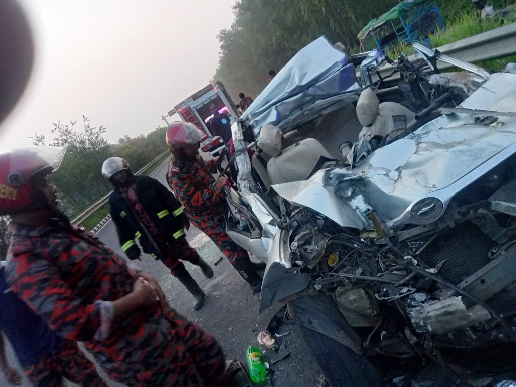 ১০ বছরের প্রবাসজীবনের পর বাড়ি ফেরা হলো না, বিয়ের আগেই নিভে গেল ৫ প্রাণ