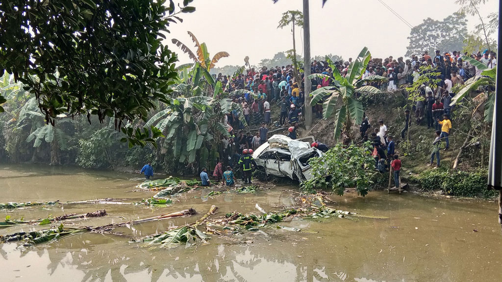 ট্রেন দুর্ঘটনাকবলিত মাইক্রোবাস রক্ষার চেষ্টাকারী চা-দোকানি জিন্নাত মারা গেলেন