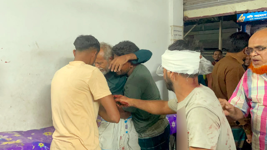 ফরিদপুরে ২ নারীসহ তিন খুন, সংঘর্ষে আহত অর্ধ শতাধিক