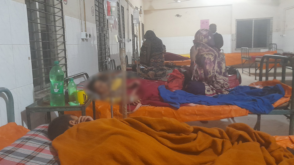 সৈয়দপুরে চকলেট খেয়ে ৯ শিক্ষার্থী হাসপাতালে