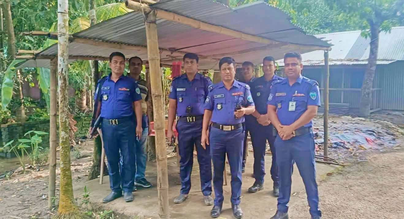 নুসরাত হত্যা মামলার রায় আজ, বাড়িতে পুলিশের নিরাপত্তা জোরদার