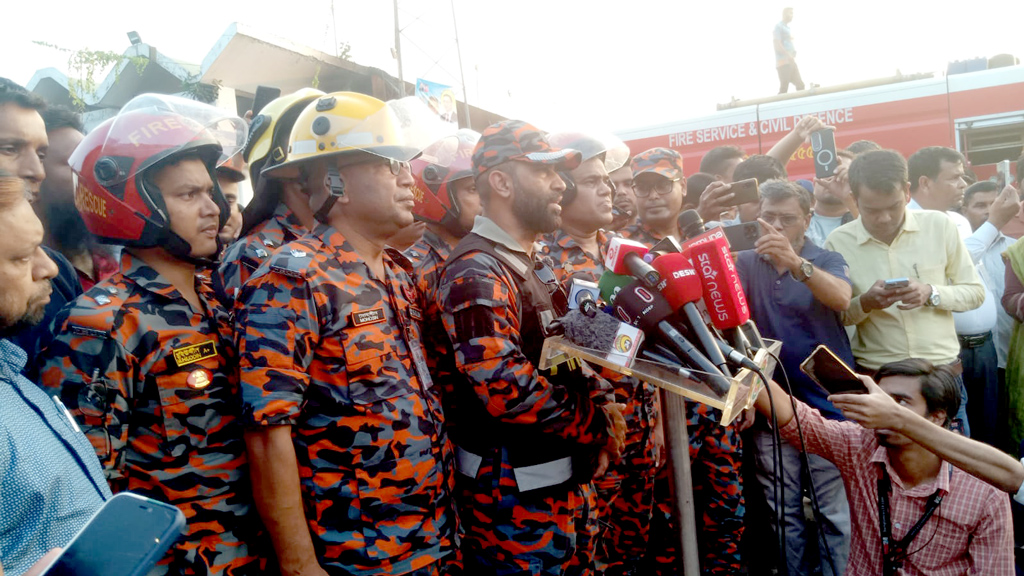 বিমানবন্দরের আগুন নেভাতে ২৬ ঘণ্টা লাগার পাঁচ কারণ জানাল ফায়ার সার্ভিস