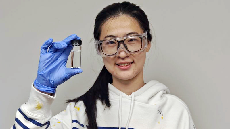 গবেষক দলের অন্যতম সদস্য অধ্যাপক ই-চুন লু জানান, আগামী ৩ থেকে ৫ বছরের মধ্যে এমন প্রযুক্তির ব্যাটারি বাজারে আসবে। ছবি: সংগৃহীত