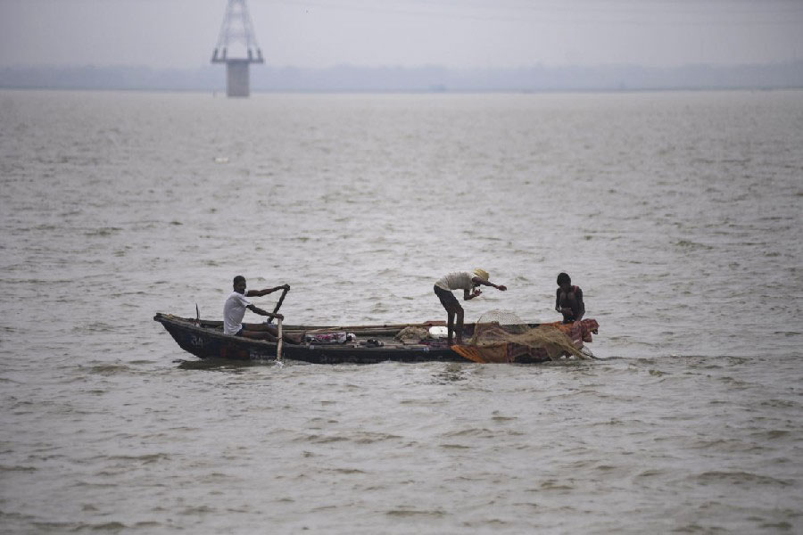 বাংলাদেশে আটক ৩৪ জেলের মুক্তির অনুরোধ ভারতের