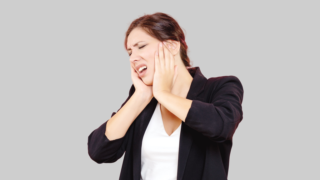 শীতে কানের সমস্যা ও  ইউস্টেশিয়ান টিউবের গুরুত্ব: কী করবেন