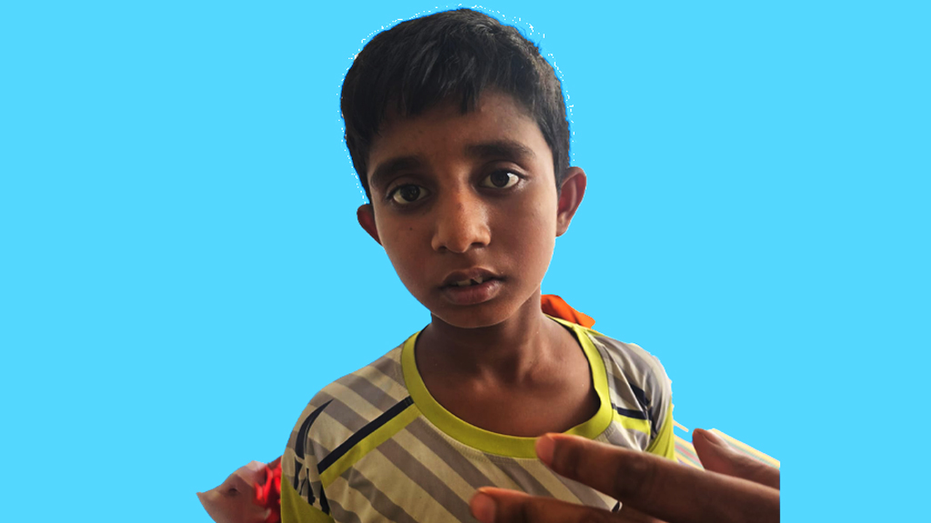 মেরে মাদ্রাসাশিক্ষার্থীর দাঁত ভেঙে দিলেন শিক্ষক
