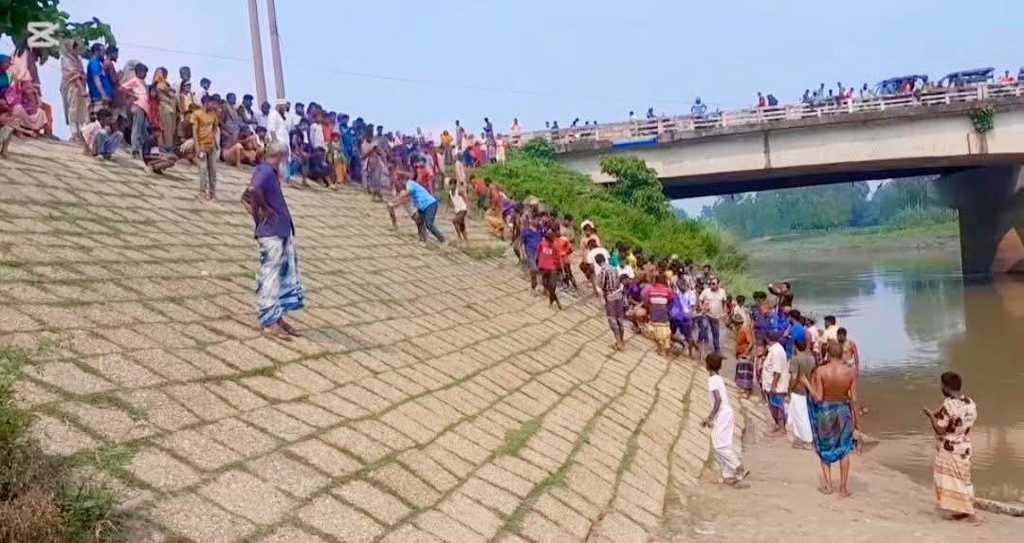 করতোয়া নদী থেকে অজ্ঞাত ব্যক্তির লাশ উদ্ধার