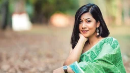 অতসীর গানের ভিডিওতে অর্থী আহমেদ