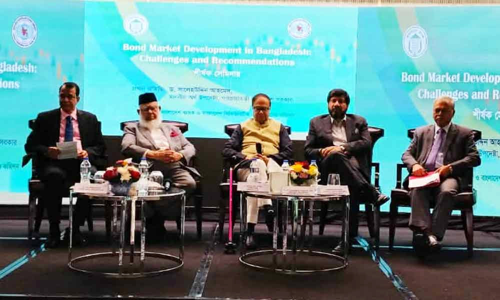 খেলাপি ঠেকাতে করপোরেট ঋণ কমাবে বাংলাদেশ ব্যাংক: গভর্নর