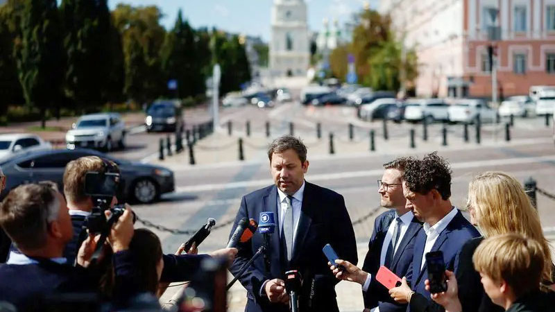 যুক্তরাষ্ট্র-ইসরায়েলের যুদ্ধে যোগ দেবে না জার্মানি