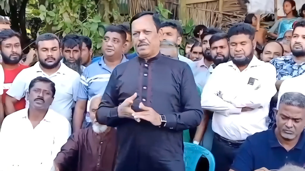 ‘প্রশাসন এক লাখ টাকার লোভও সামলাতে পারে না’