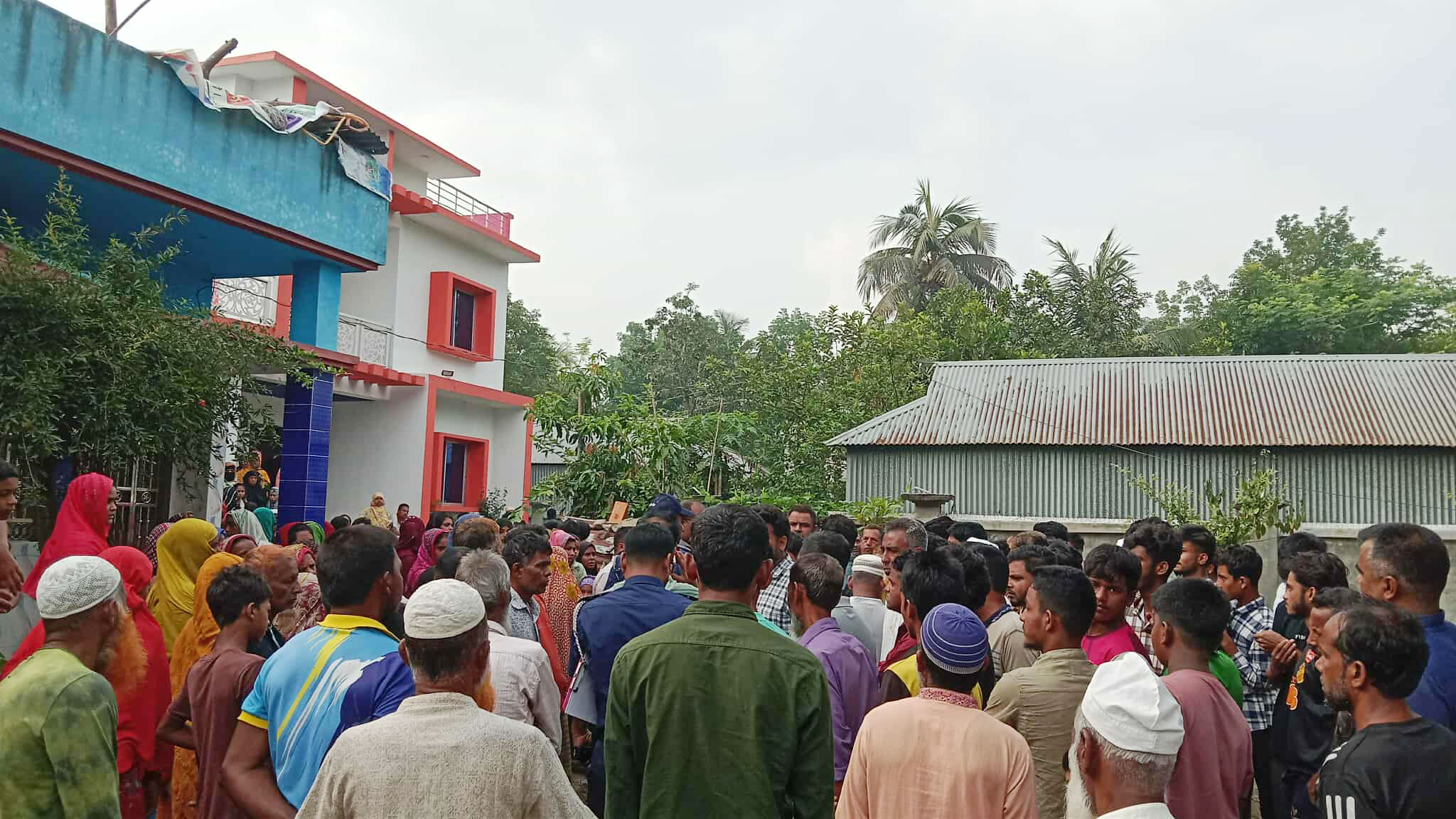 নরসিংদীতে মাকে হত্যার অভিযোগে আটক ছেলে