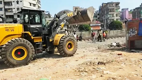 ইশরাকের অভিযান চালানো সেই ঘুন্টিঘরে অবৈধ স্থাপনা উচ্ছেদ করল পুলিশ