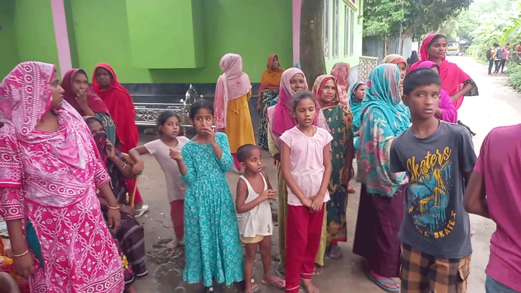 অনলাইনে জুয়া খেলে ৫ লাখ টাকা ঋণ, ভ্যানচালকের আত্মহত্যা
