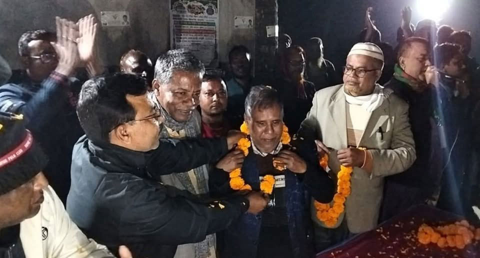 জাতীয় পাটির ভাইস চেয়ারম্যানের পাঁচ শতাধিক নেতাকর্মী নিয়ে বিএনপিতে যোগদান