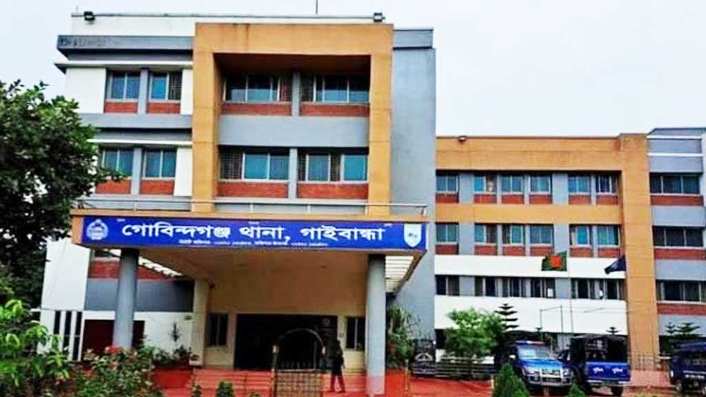 হর্ন বাজানোকে কেন্দ্র করে সংঘর্ষ: চালককে বাঁচাতে গিয়ে প্রাণ গেল যাত্রীর